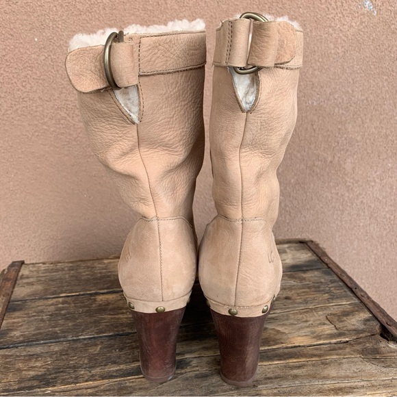 UGG Shearling Carnegie Wedge Boot - Picture 6 of 10